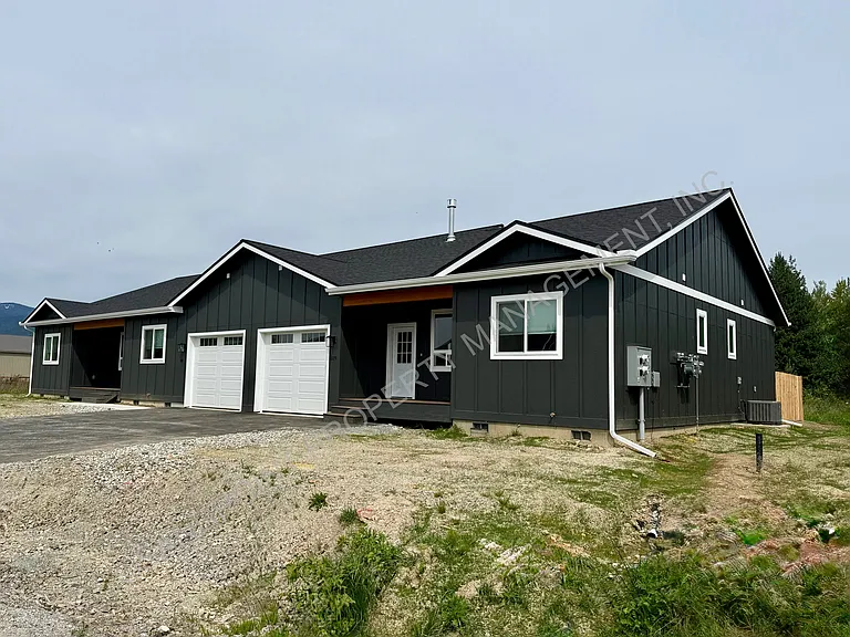 609 W 2nd Ave — Photo 3