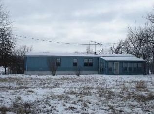 629 Buck Run, Linn Valley, KS 66040