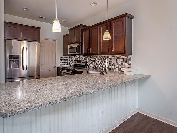 2nd image of 3854 Nadia Ln