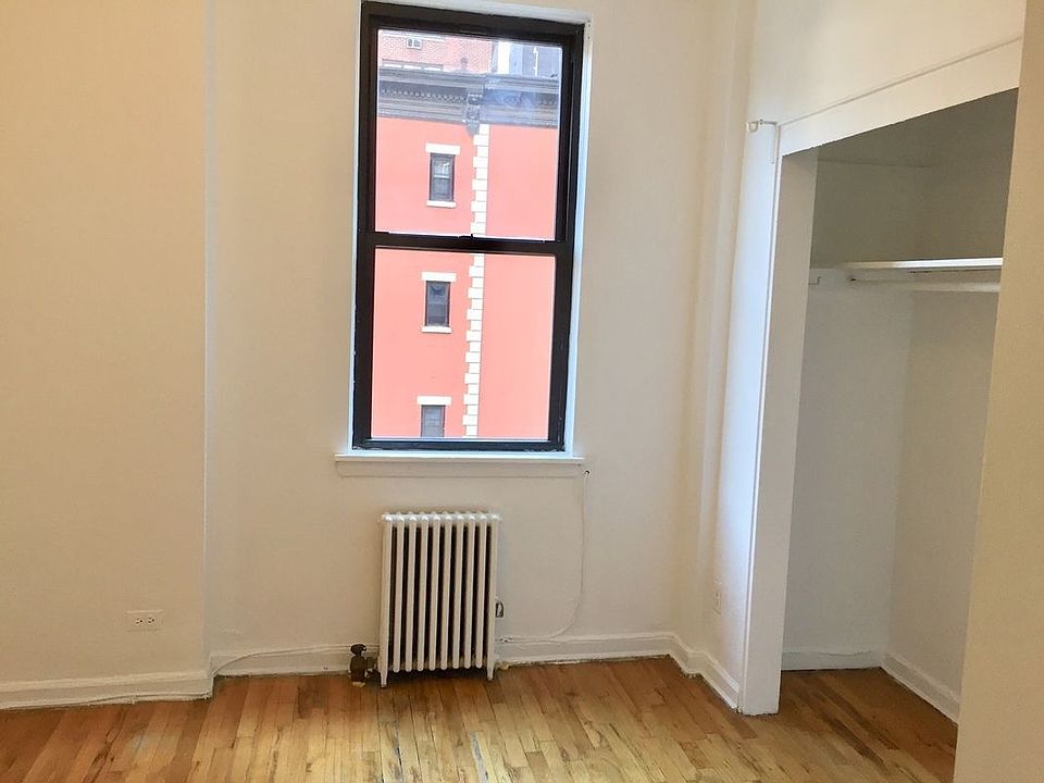 2nd image of 161 E 25th St APT 4B