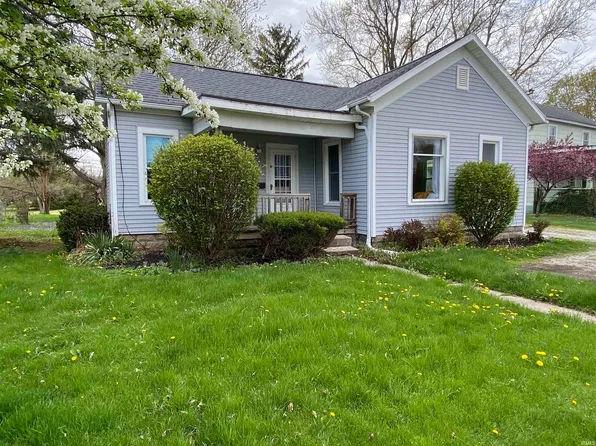 707 N Main St, Churubusco, IN 46723