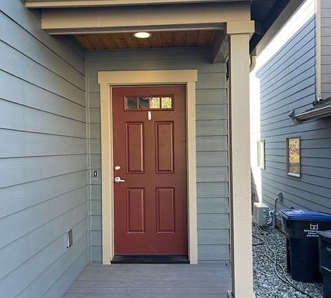 2nd image of 410 NE Inspiration St