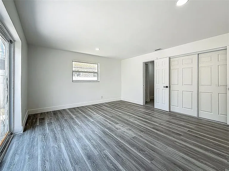 1755 Shore Acres Blvd NE — Photo 20