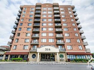 314 Central Park Dr #602, Ottawa, ON K2C 0R2