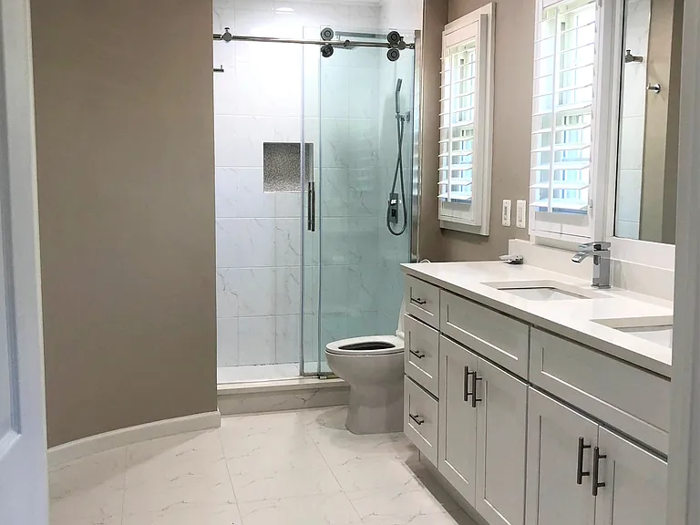 9408 Delancey Dr — Photo 12