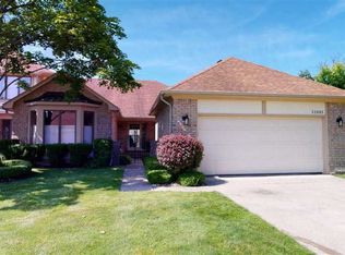 33685 Lighthouse Ct, Chesterfield, MI 48047