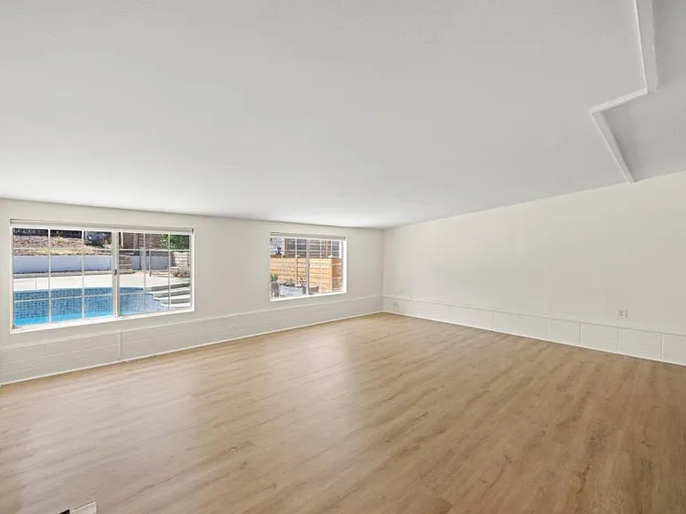 1251 Rees Rd — Photo 13
