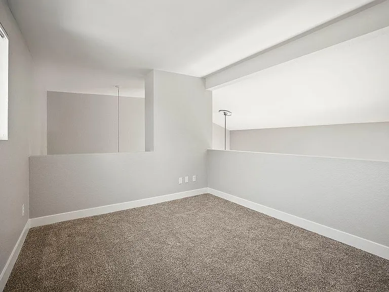 Brody Terrace Apartments — Photo 32