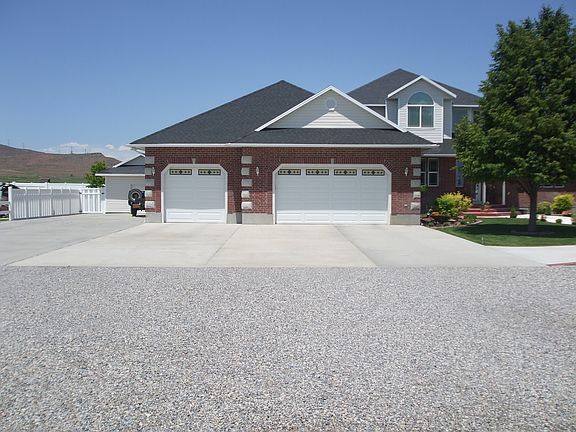 3 bay extra deep garage