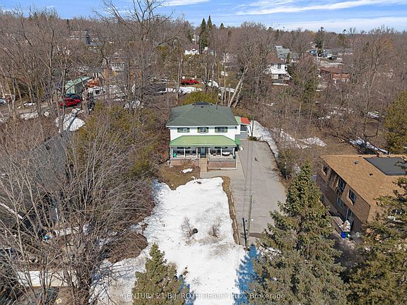 4th image of 184 Borland St E