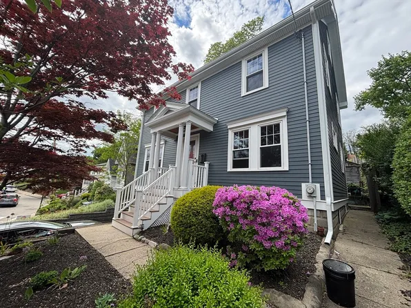 447 Poplar St, Roslindale, MA 02131