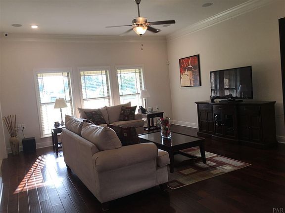 3rd image of 1681 Slate Dr
