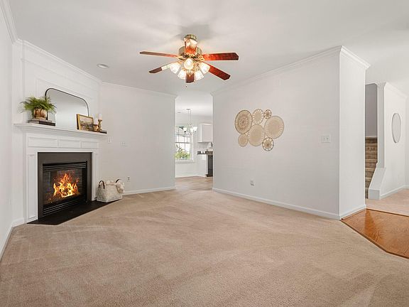 2nd image of 11 Epping Ct