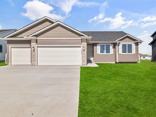 4404 NE 8th St, Ankeny, IA 50021