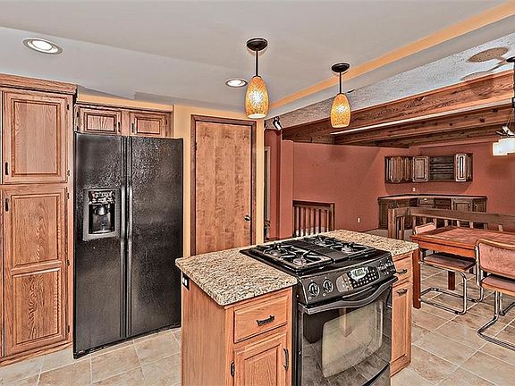 3rd image of 8271 Stoney Brook Dr