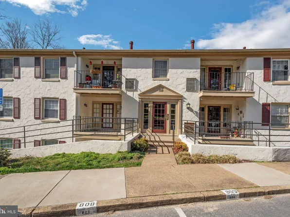 5801 Rexford Dr #802, Springfield, VA 22152