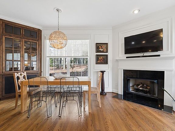 4th image of 2838 Jordan Oaks Ln