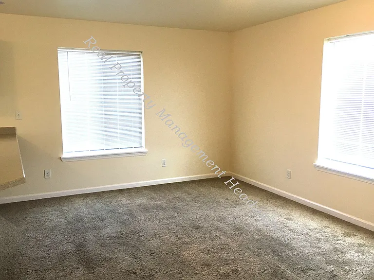 1824 Missoula Ave — Photo 3