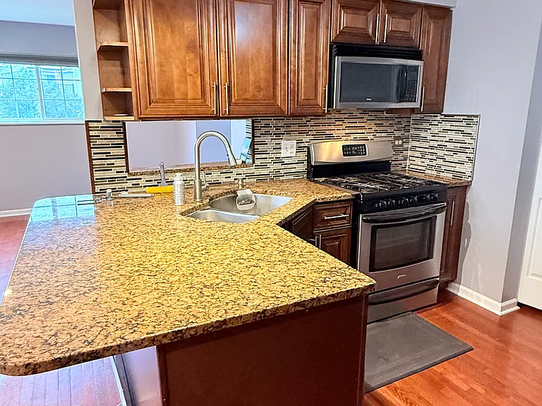 272 Le Parc Cir — Photo 13