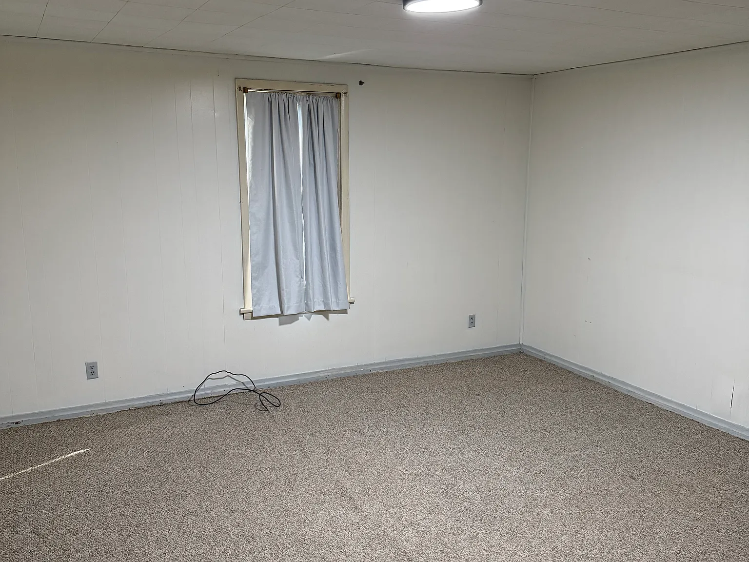 1 bed, 886 sqft, $750 — Photo 3
