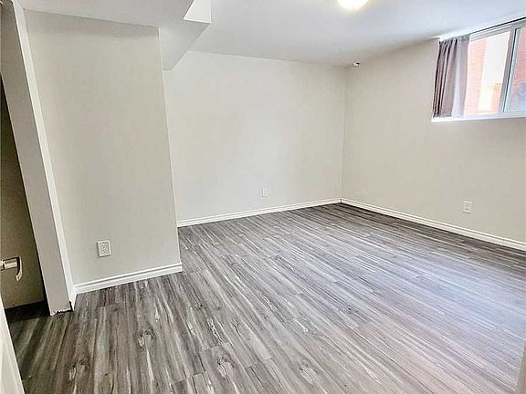 4th image of 110 Cumberland St