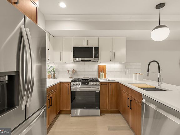 2nd image of 647 Se #G