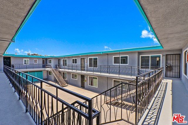 1st image of 1212 W 107th St APT 21