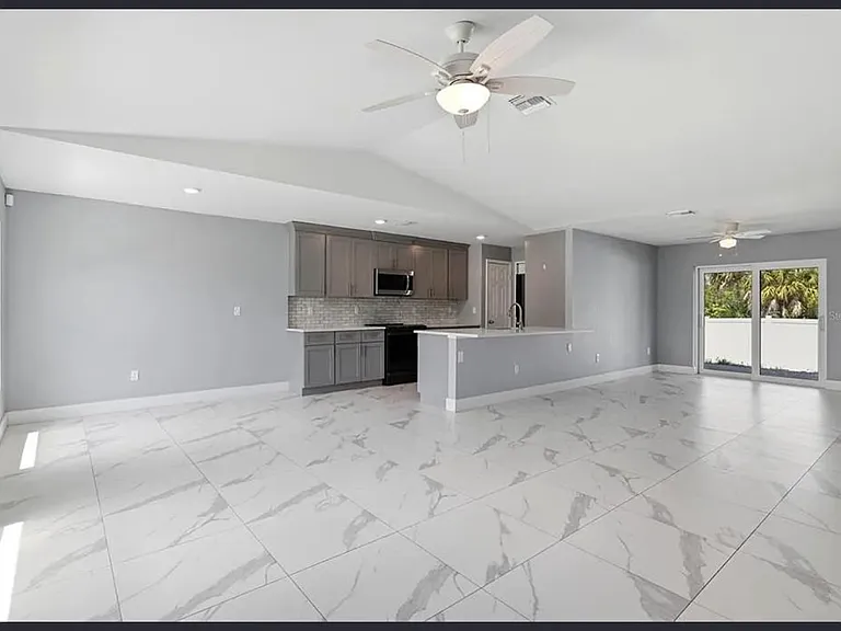 7530 Franzino Ave — Photo 7