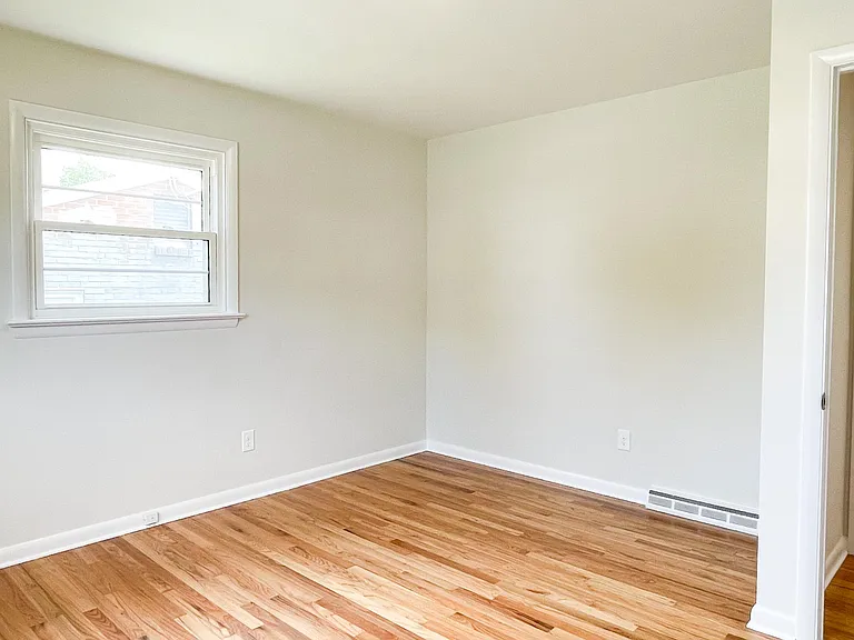 1730 Hemlock Rd — Photo 33