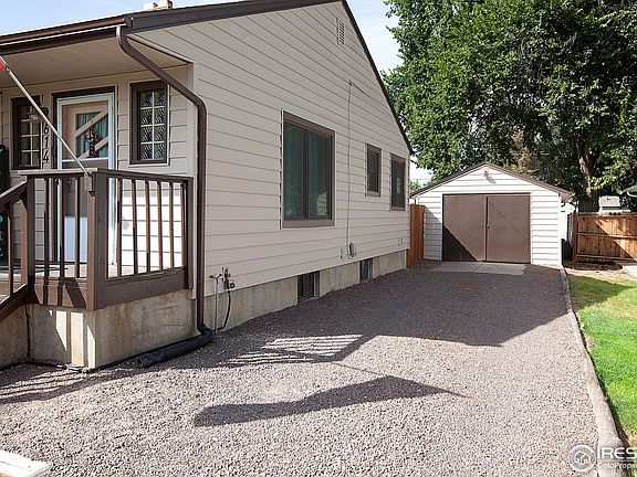 3rd image of 614 Columbine St