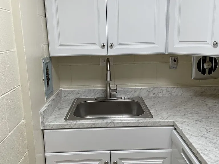 Olive Terrace Apartments — Photo 23