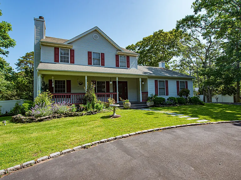 63 E Tiana Rd — Photo 3