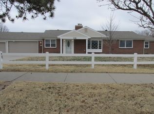 1118 N Maize Rd, Wichita, KS 67212