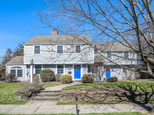 405 Blauvelt Ave, Ho Ho Kus, NJ 07423