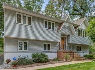 20 Perona Rd, Andover, NJ 07821