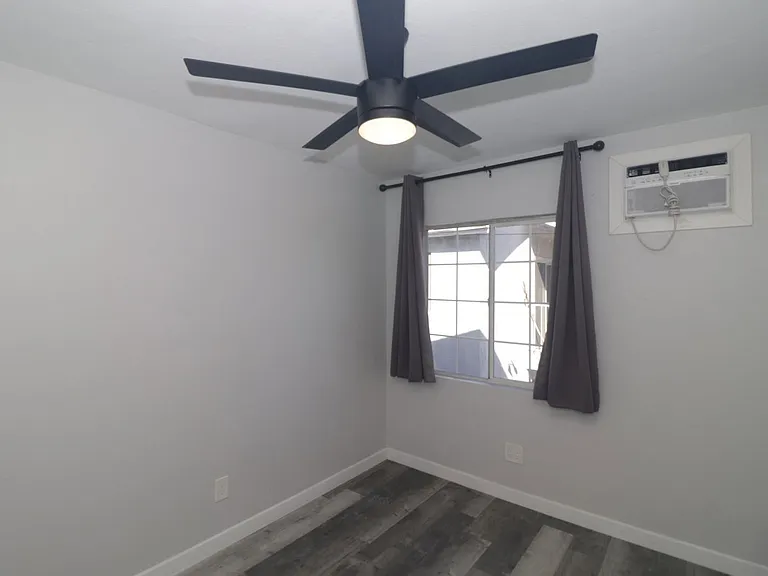 4239 Swift Ave — Photo 26