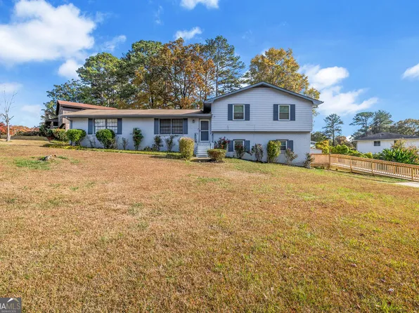 2203 Willoby Ct, Morrow, GA 30260