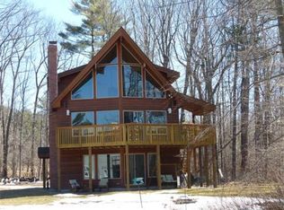 2A Lake Attitash Rd, Amesbury, MA 01913