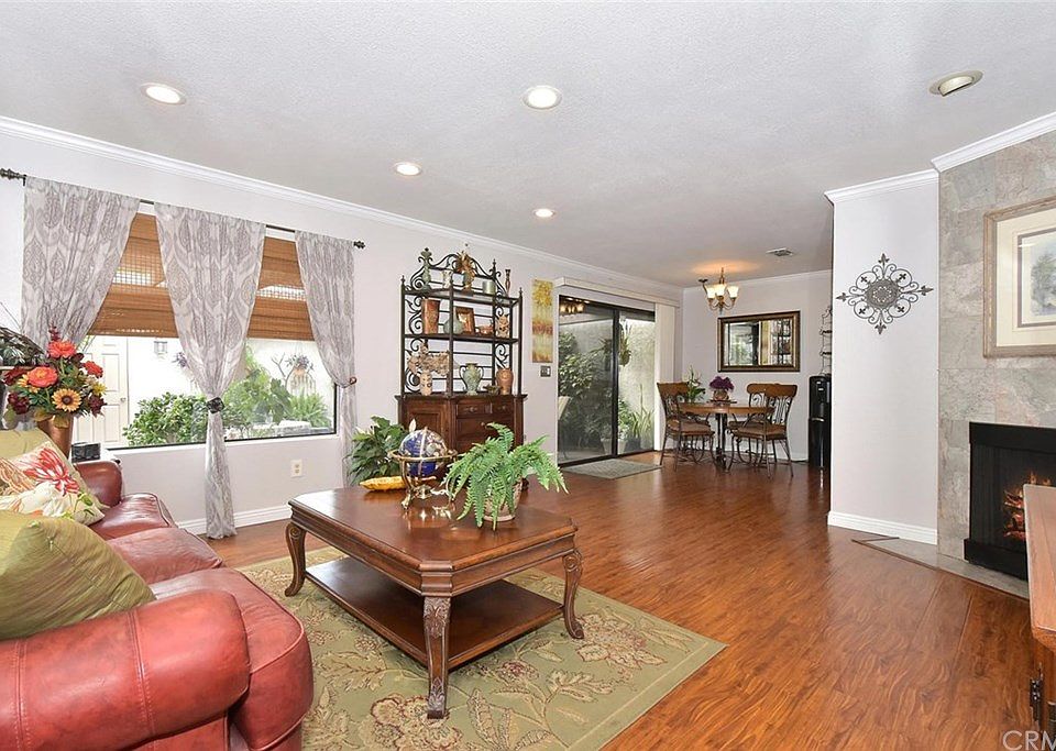 1st image of 2147 W Banbury Cir