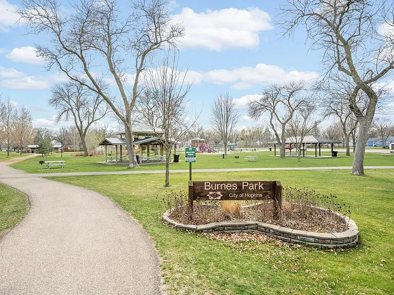 Walk to Burnes Park