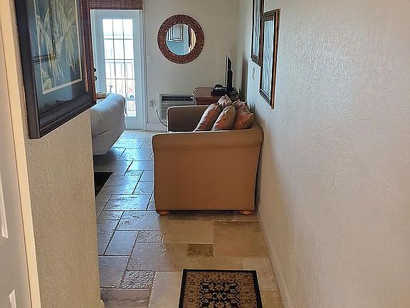 2nd image of 1420 Bayshore Blvd #202