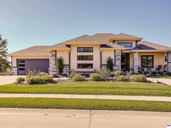 12449 Read St, Omaha, NE 68142