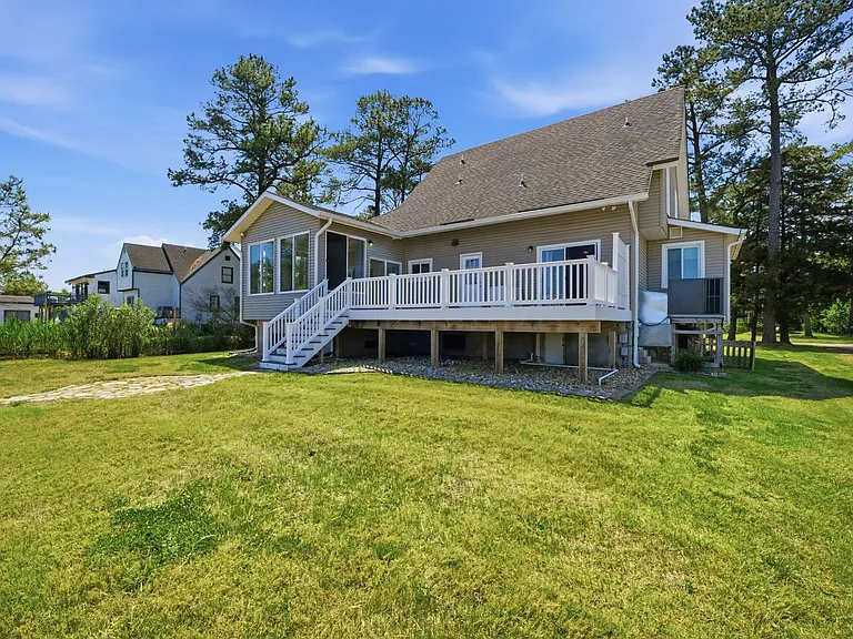 20B Freeman Dr — Photo 43
