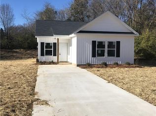 721 Linden Dr, Chester, SC 29706
