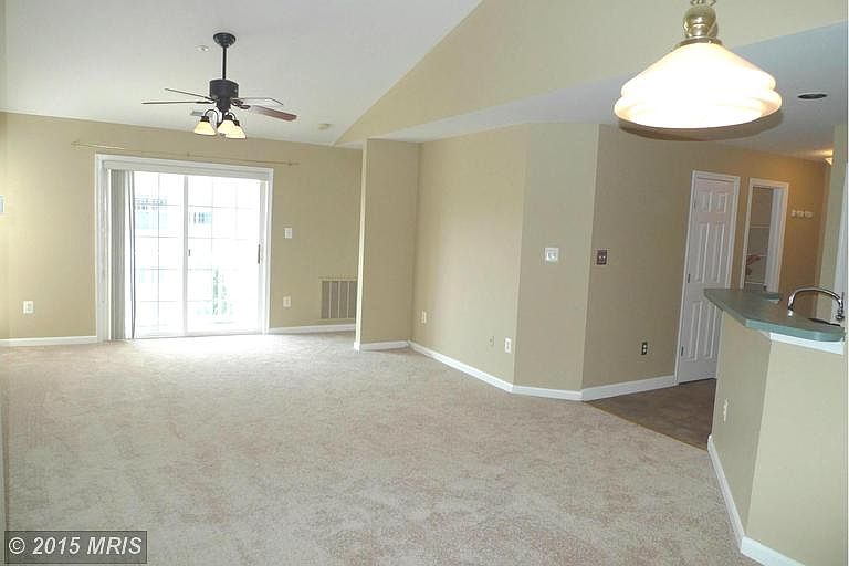 2103 Wayside Dr APT 3D, Frederick, MD 21702 Zillow