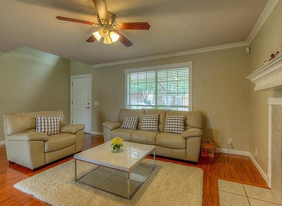 5th image of 8021 Brienne Dr