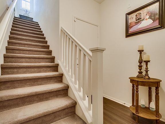4th image of 1876 Champagne Ct Unit 9