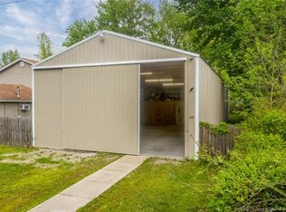 1175 N Church St, Austin, IN 47102