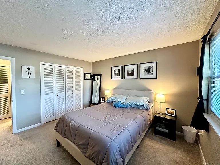 1001 Twin Circle Dr #1001 — Photo 12