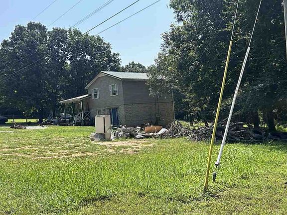 3rd image of 8385 Oak Springs Rd